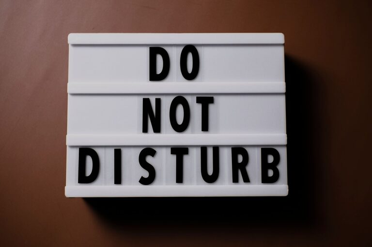 How to Set Healthy Boundaries with Your Notifications